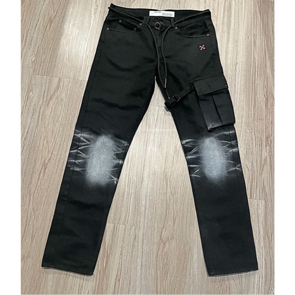 Off-White Black Cargo Jeans